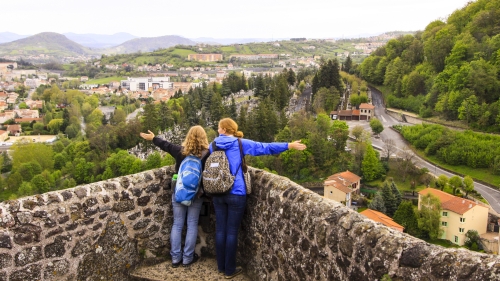 Dartmouth Students overlooking the French countryside