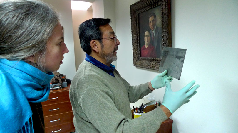 Jill Baron and Teo Chambi categorize glass-plate negatives
